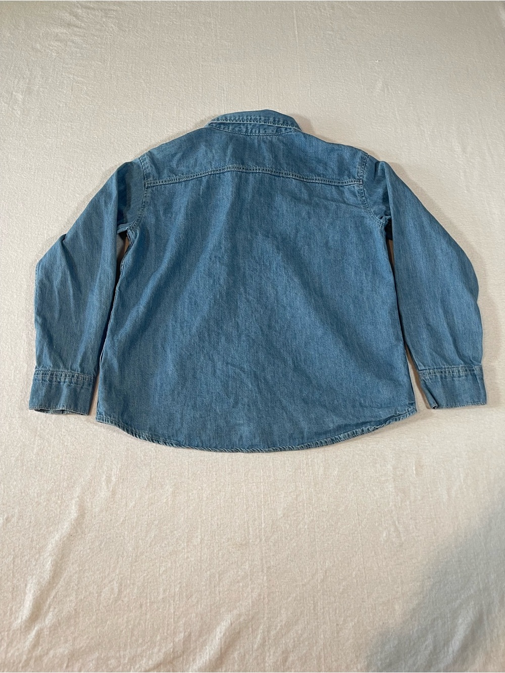 H&M Girl’s Light Blue Denim Button-Down Shirt with Snaps Double Pocket - Picture 6 of 8